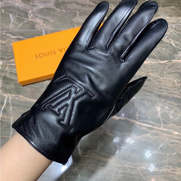 Louis Vuitton gloves - Picture 3 of 3